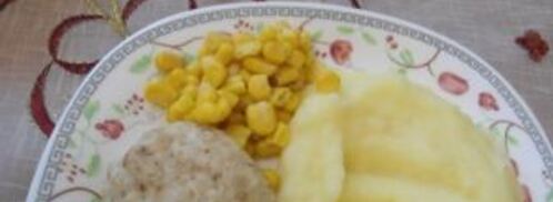 духовые куриные котлетки сюрприз с двумя начинками. Шаг 6