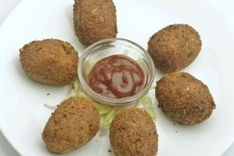 Рецепт гороховых котлет с мясной начинкой