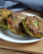 Котлеты из брокколи и цветной капусты