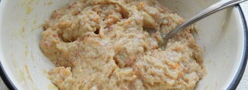 мясные котлетки с морковью и сметаной, запеченные под сырной корочкой. Шаг 5