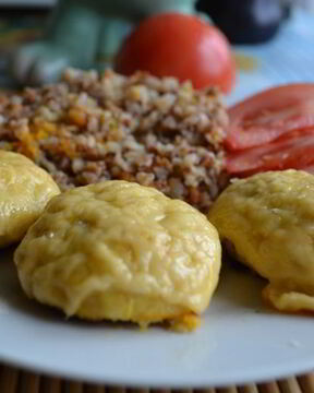 Рыбные котлеты в сырной шубе