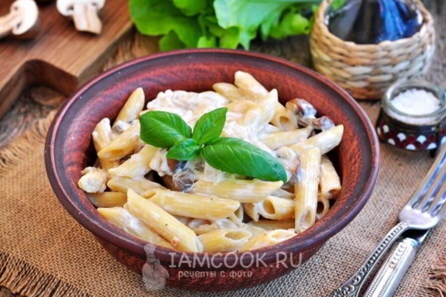 Рецепт макарон с грибами в сметанном соусе