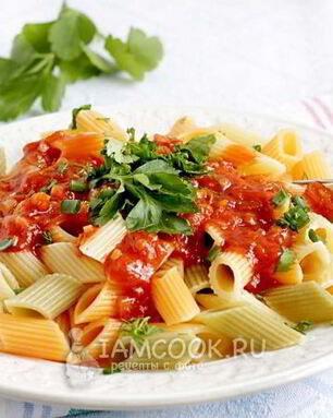 Макароны с томатной пастой