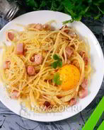 Паста карбонара с беконом без сливок