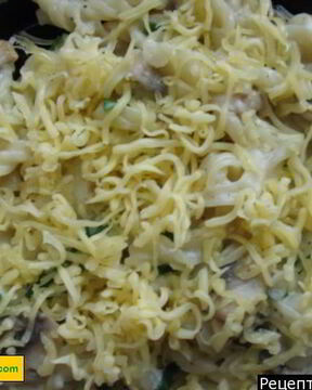 Паста с грибами в сливочном соусе с белым вином и сыром