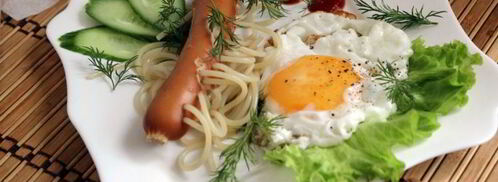 сосиска со спагетти и яйцом. Шаг 8