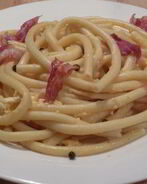 Спагетти Карбонара с маринованным зеленым перцем-горошком