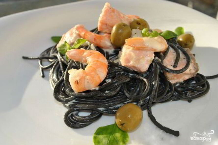 Рецепт спагетти с чернилами каракатицы в сливочном соусе