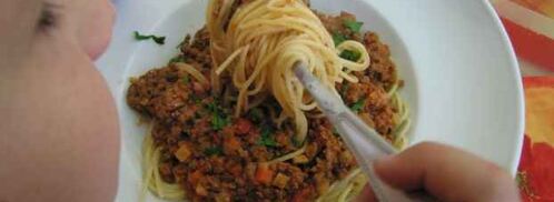 спагетти с соусом болоньезе. Шаг 21