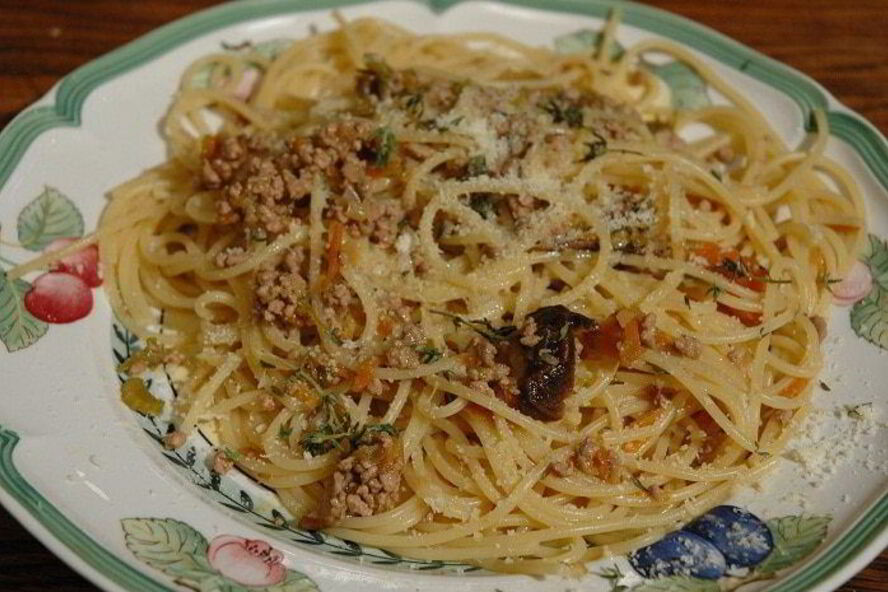 Рецепт спагетти с телятиной и сельдереем