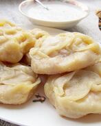 Манты с тыквой и луком