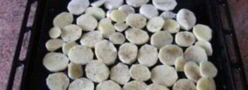 мясо по-французски с картофелем и помидорами. Шаг 4