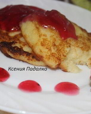 Биточки из манки с киселем