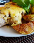 Курица под грибным соусом