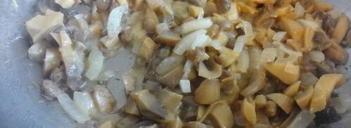 курица под грибным соусом. Шаг 3