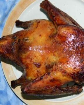 Утка запеченая без косточек под двумя соусами