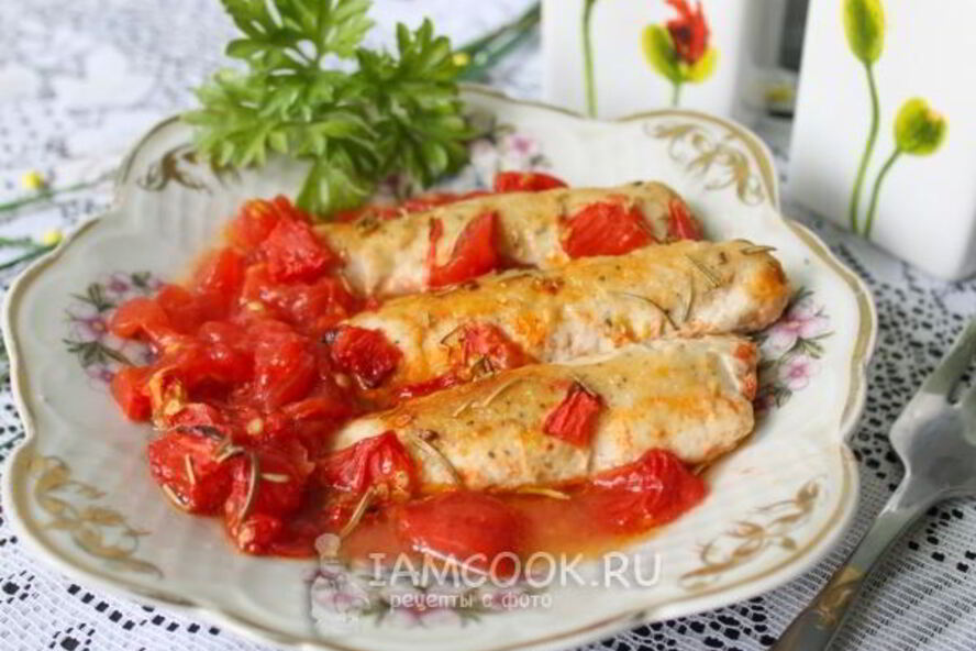 Рецепт запеченых куриных мититеев с розмарином и томатами