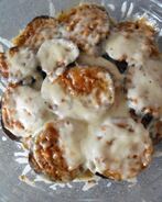 Баклажаны и кабачки с сыром в микроволновке