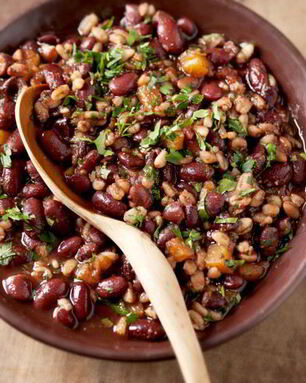 Горячее лобио из красной фасоли с мясом