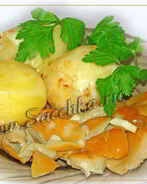 Картофель, фаршированный луком