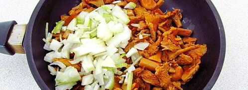 картофель, запеченный с лисичками в мультиварке. Шаг 7