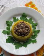 Запеченные кабачки с рисом и фаршем