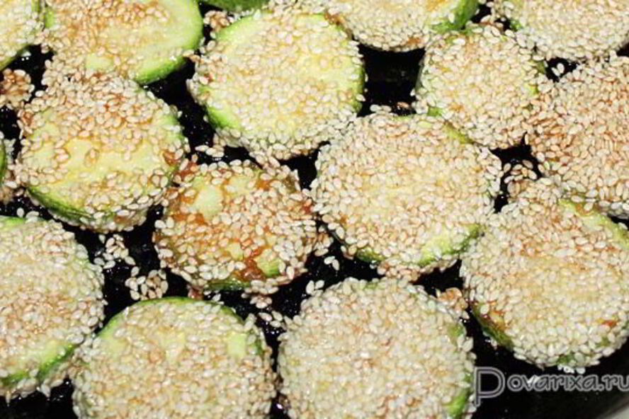 Рецепт жареных кабачков в кунжуте — гарнира