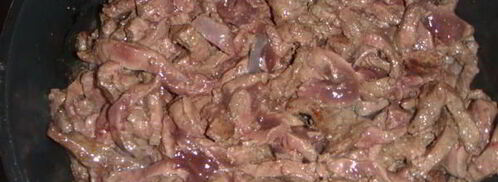 говяжья печень, тушеная с овощами. Шаг 3