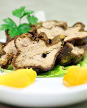 Куриная печень с грушами