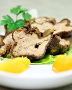 Куриная печень с грушами