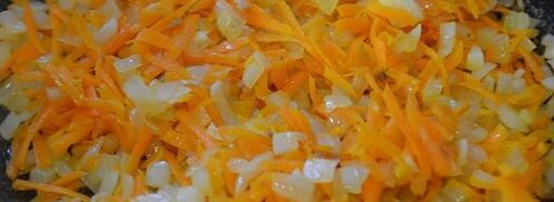 куриная печень с овощами в кисло-сладком соусе. Шаг 6