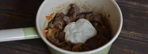 куриная печень в сметане. Шаг 7