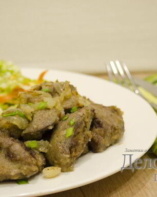 Куриная печень жареная с луком