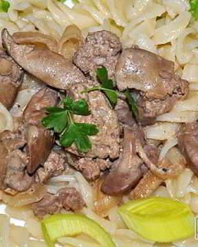 Печень куриная в сметане