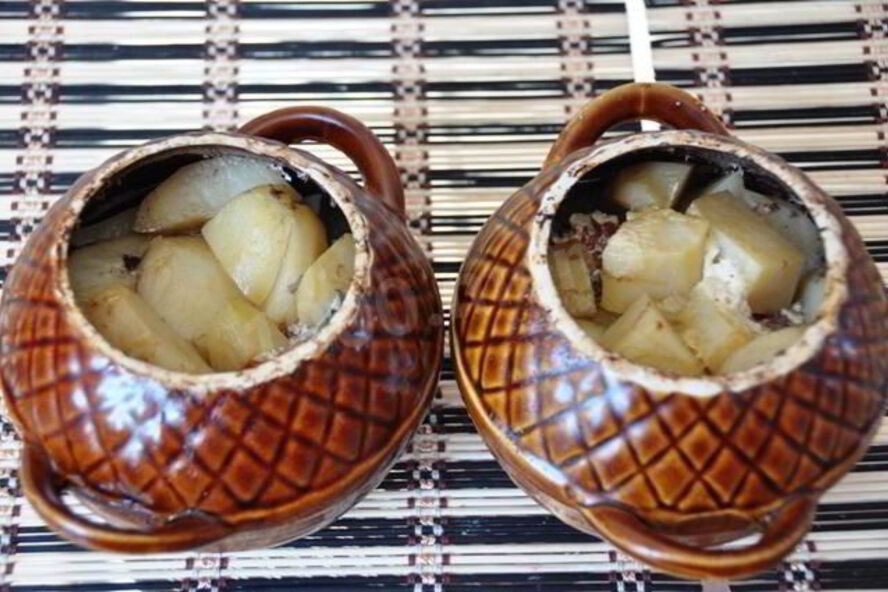 Рецепт печени с грибами запеченная в горшочке