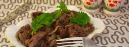 печень с луком тушеная. Шаг 7