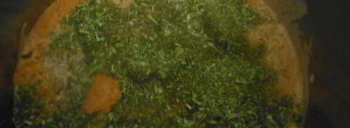 печень, тушеная в томатно-сметанном соусе. Шаг 7