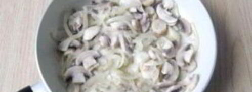 печень, тушенная с грибами. Шаг 3