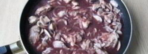 печень, тушенная с грибами. Шаг 7