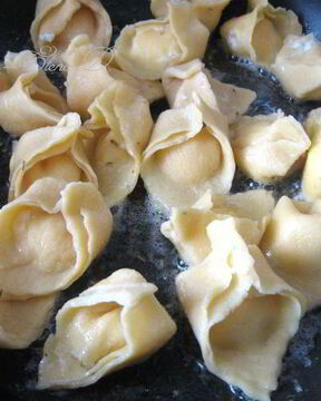 Пельмени по-итальянски Каппеллетти