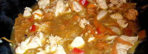 паэлья с курицей, перцем и горошком. Шаг 3