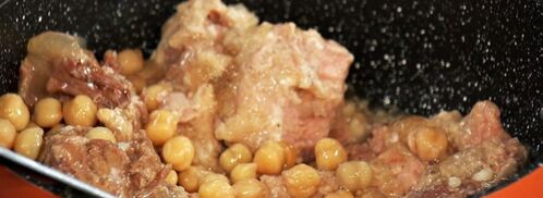 пилав с тушенкой и вареным нутом. Шаг 6