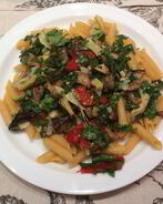 Пенне с овощным рагу