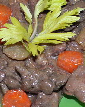 Рагу из куриных сердечек и печени