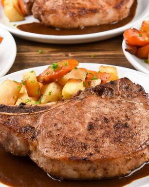 Рагу свиное на кости