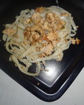 Рисовая лапша с мясом