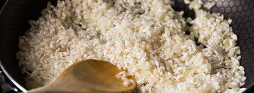 ризотто с зеленым горошком, сыром джюгас и мятой. Шаг 4