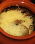 Фаршированные кальмары в горшочке