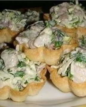 Корзиночки с сельдью и сыром