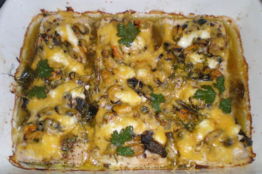 Рецепт рыбы, запеченной с мидиями